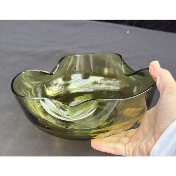 Vintage Anchor Hocking Large Serving Bowl, Accent Modern Forest Green Folded Rim - Picture 10 of 11